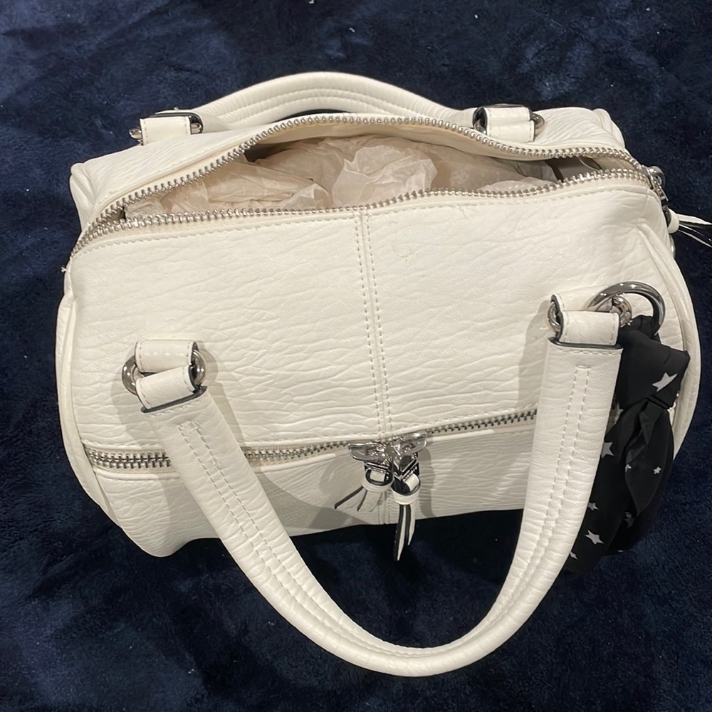 White purse from express
